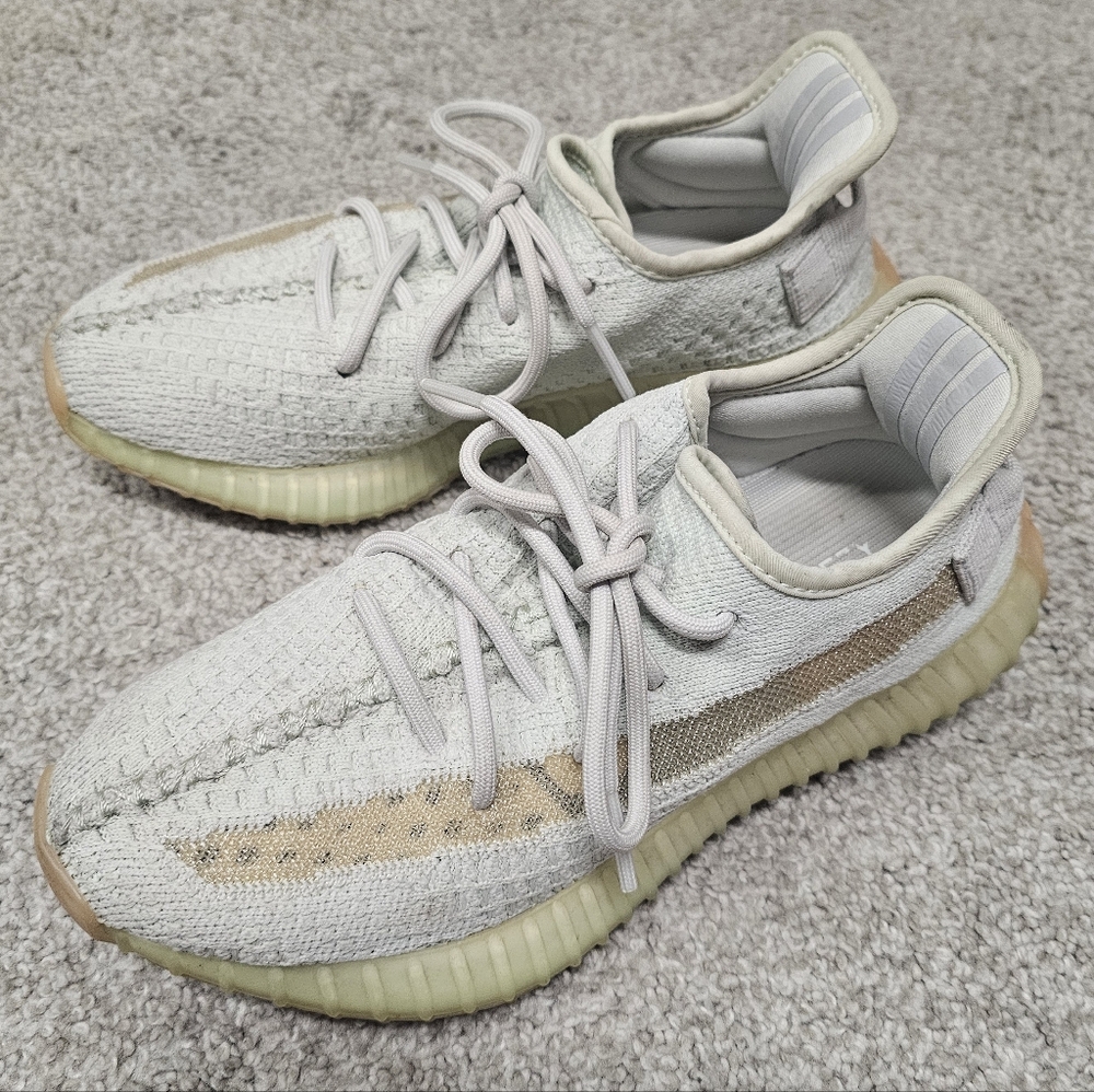 Yeezy Boost 350 V2 "Hyperspace" Sneaker
